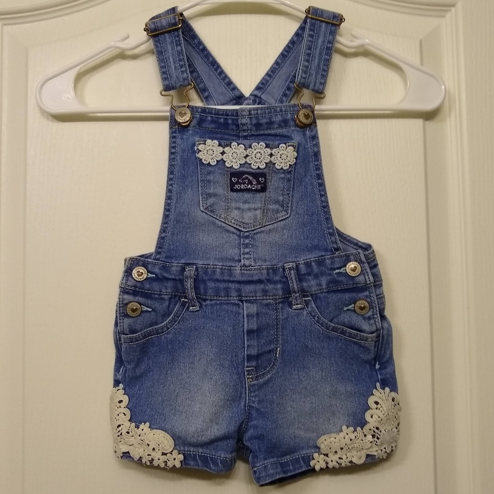 Jordache short bibbers (set of 2)